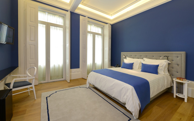 EMAJ Guimarães Boutique Hotel