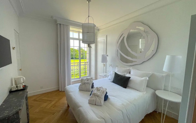 Chateau Les Garennes