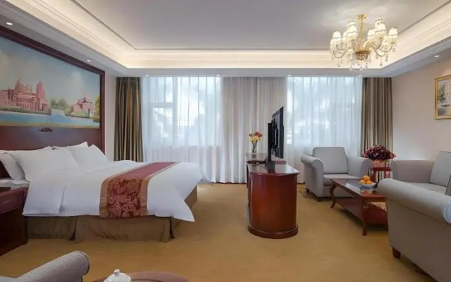 Vienna Hotel (Zhongshan Ancient Town Center)