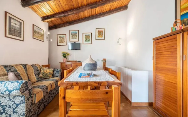 Appealing Apartment Near the sea