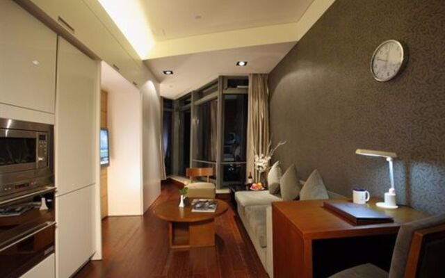 Grand Madison Qingdao Harbour-view Central（Former Qingdao Farglory Hotel）