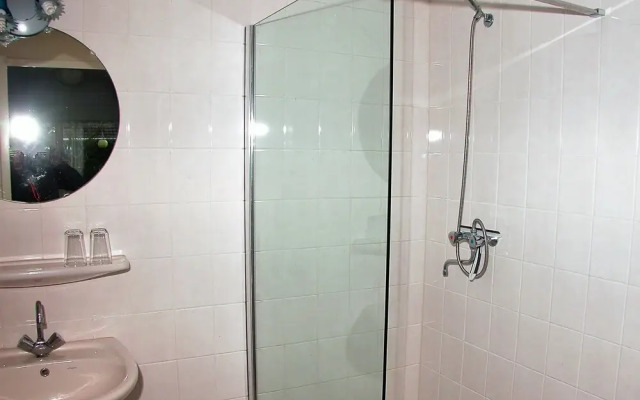 Spacious Holiday Home in Zeewolde With a Large Garden