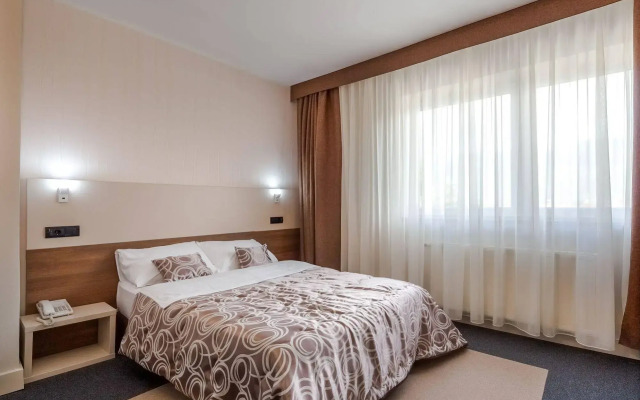 Hotel Macola