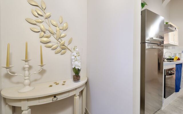 Santa Croce Cathedral by Mmega