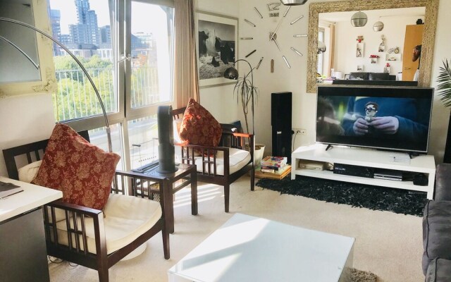 Double Room In London Shared Penthouse