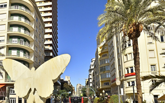 MyFlats Luxury Downtown