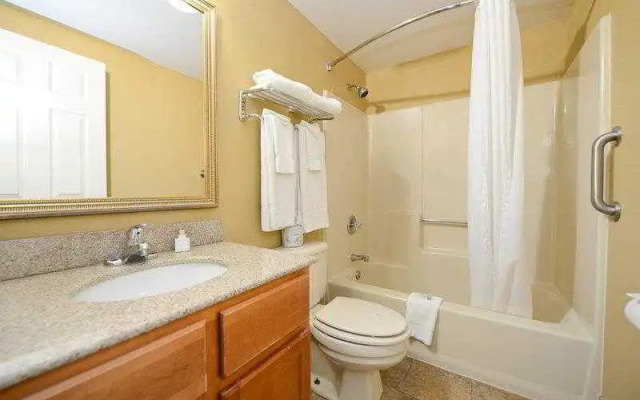 Best Western Country Suites