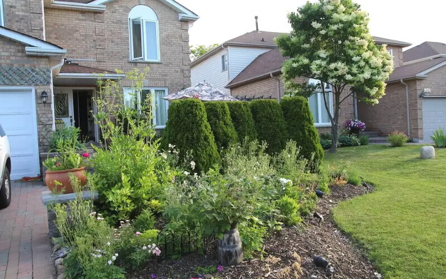 Oshawa Beautiful Home