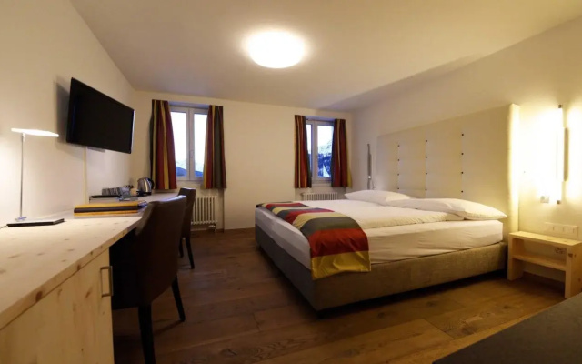 Hotel Waldhaus am See