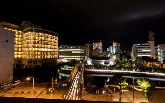 Almas Guest House - Hostel