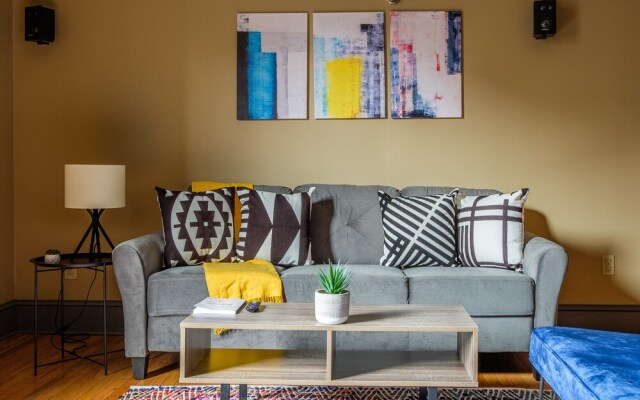 FRONTDESK 2015 East 4th Street Apts Downtown Cleveland