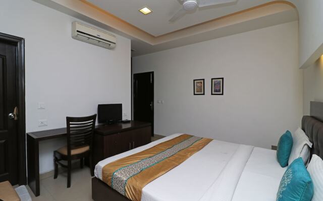 FabHotel Pine Tree