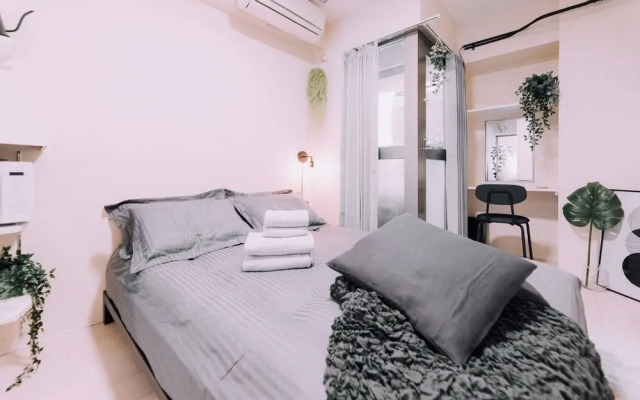 Minimalist Loft 601