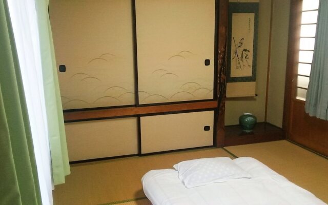 Dormitory L - Hostel
