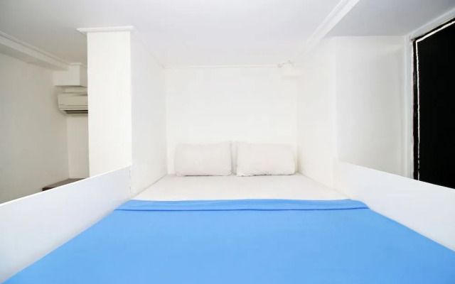 Kamar Keluarga Kemanggisan Syariah