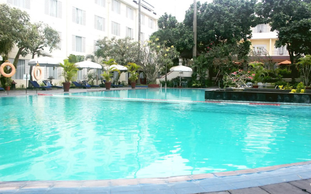 Hotel New Saphir Yogyakarta