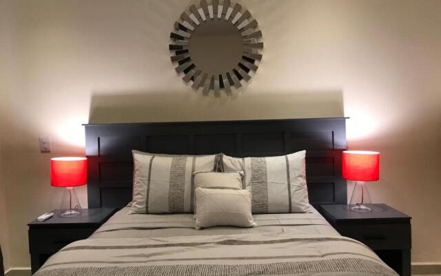 Beautiful 3 BR/3.5 bath Home@Selvanova