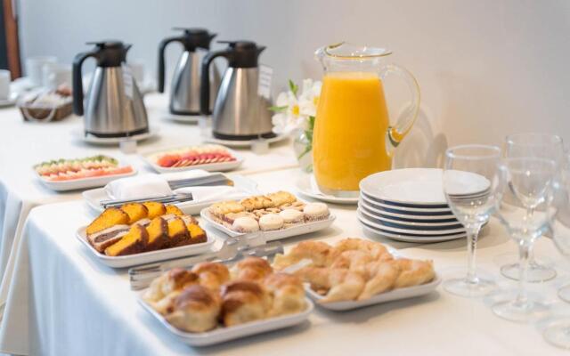 Loi Suites Recoleta Hotel