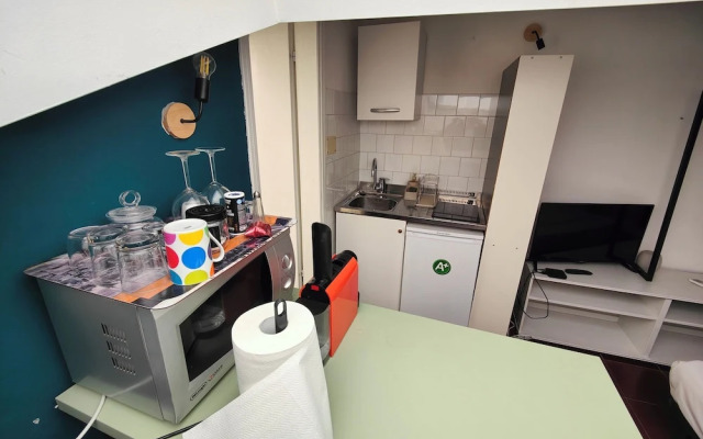 Mercanti Attic Version