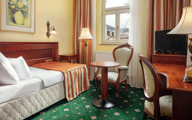 Humboldt Park Hotel And Spa