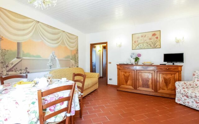 Splendid Holiday Home in Orciatico with Hot Tub & Pool