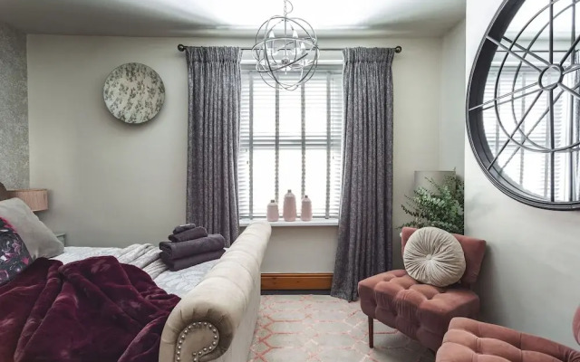 Host Stay 44 Wellington Street