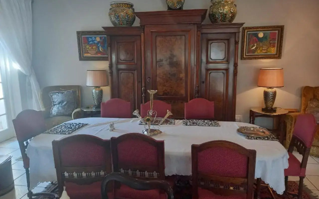 Michael-Angelo Guest House