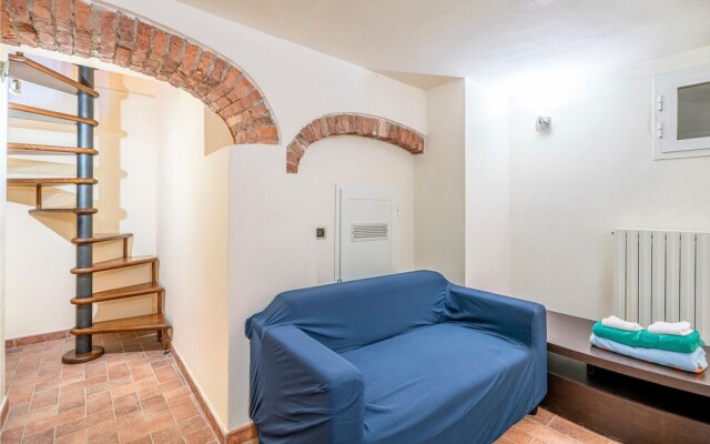Awesome Apartment in Lucca With 2 Bedrooms