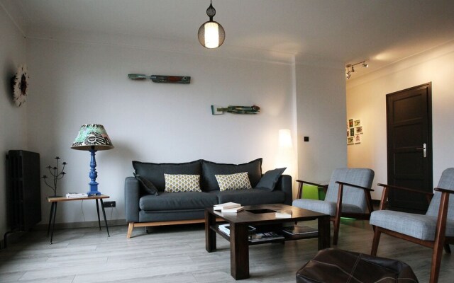 Central, spacious and comfortable 2 bedroom