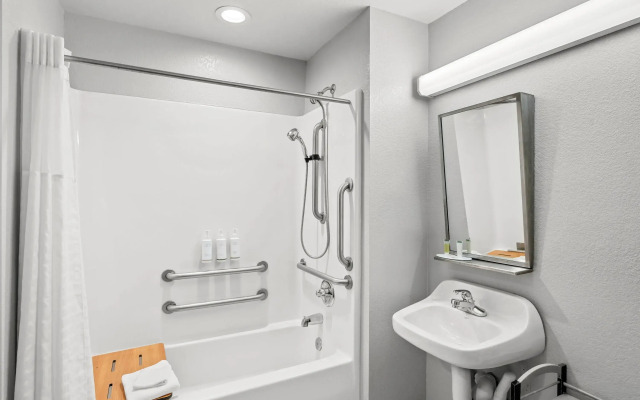 Microtel Inn & Suites by Wyndham Searcy