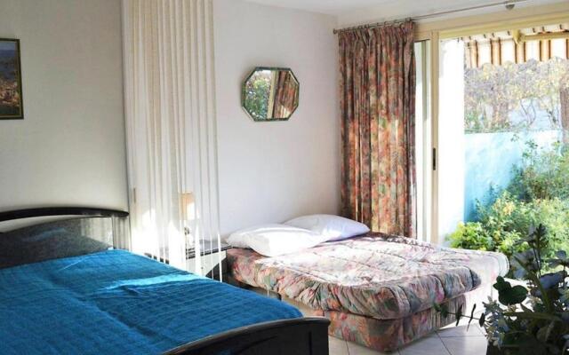 Appartement Le Lavandou, 1 pièce, 3 personnes - FR-1-251-167