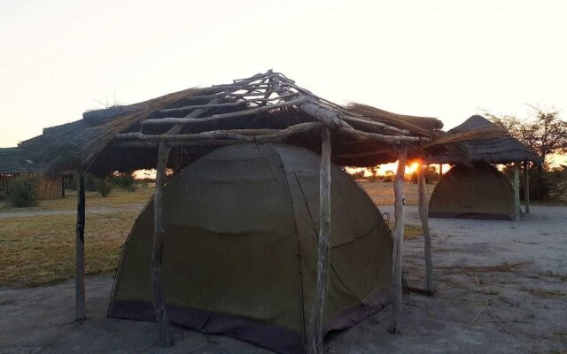 Phudzi Resort T/A Makgadikgadi Adventures