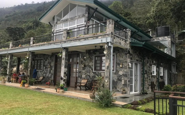 Blackwood Hotel