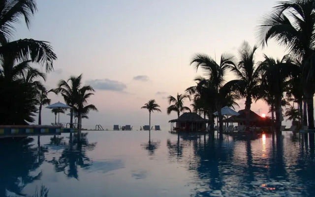 Old Bahama Bay Resort & Yacht Harbour