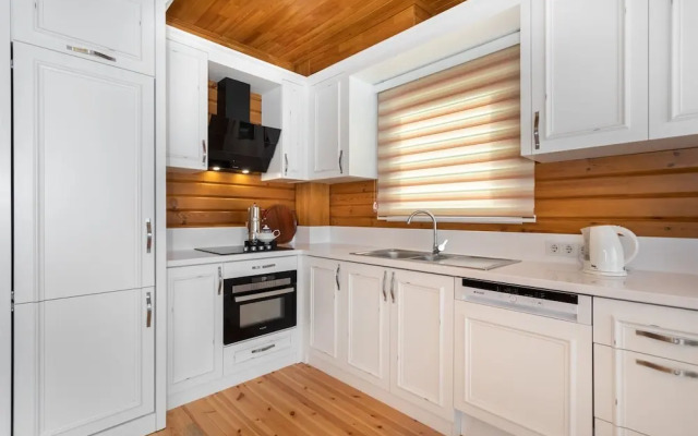 Villa Karanfil by Akdenizvillam