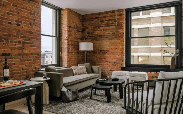 Sonder by Marriott Bonvoy Apollon Apartments Old Montreal