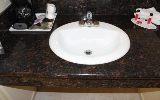 Travelodge by Wyndham Buena Park