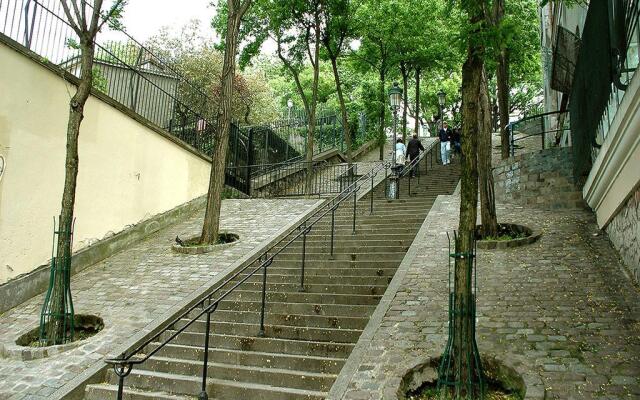 Apartment Montmartre