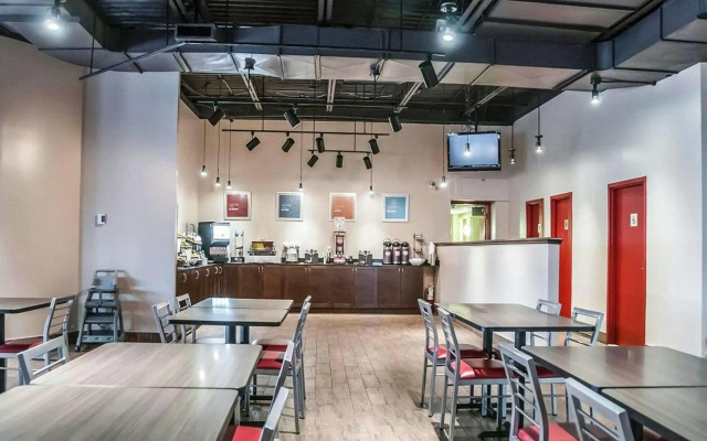 Comfort Inn Laval