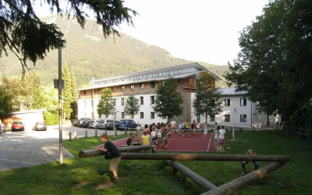 DJH Garmisch- Partenkirchen - Hostel