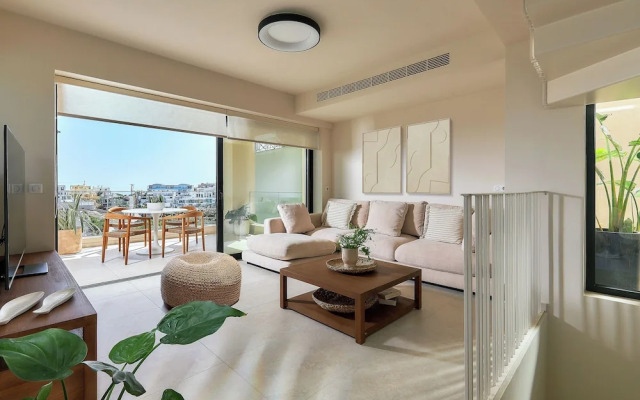 The Nook -luxury Living at the Edge of Tranquility