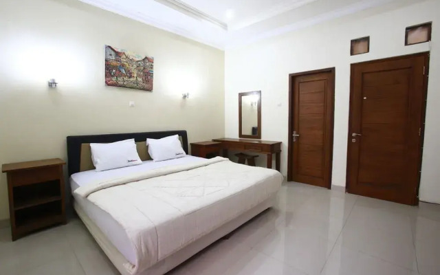 RedDoorz@Pondok Pinang 2