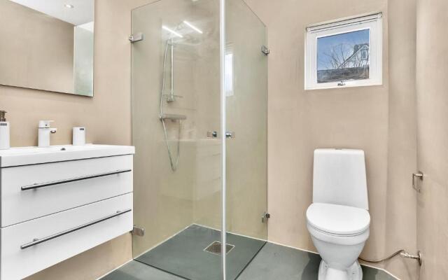 Central Studio Apartment