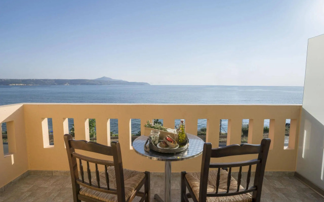 Porto Kalyves Seaside Apartments