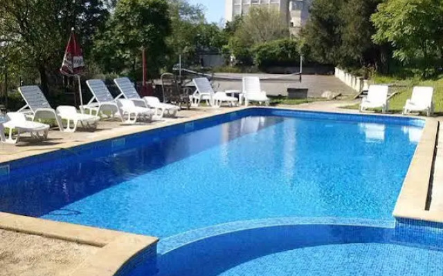 Hotel Rai