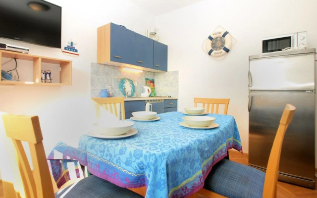 Apartment 1804