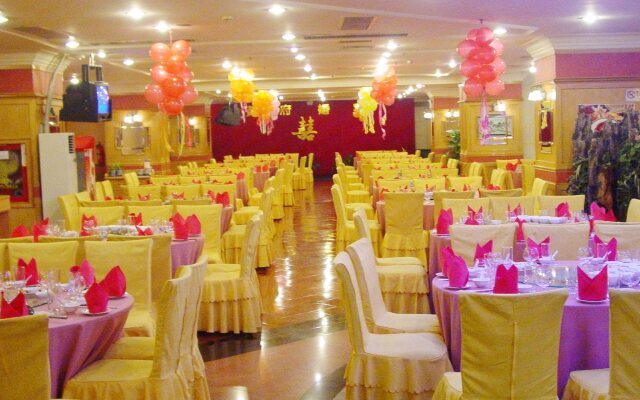 Sun Way Airport Hotel
