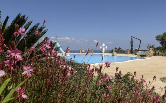 Agriturismo Terrazze sul Tirreno, Three Rooms Apartment With sea View