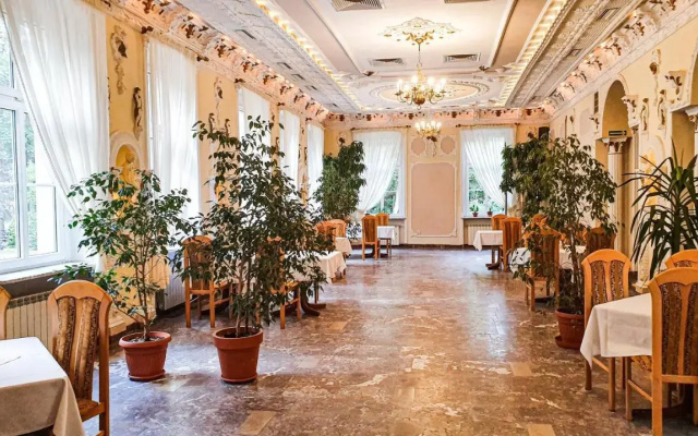 Dworek Brodowo Restauracja Hotel Przyjęcia