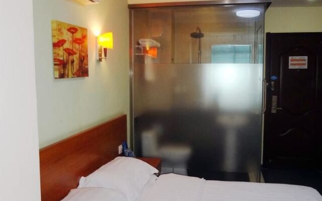 Yijia Hotel